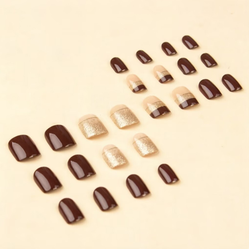 أظافر صناعية قصيرة مربعة الشكل - مراجعة Nail Art Glossy وسعره